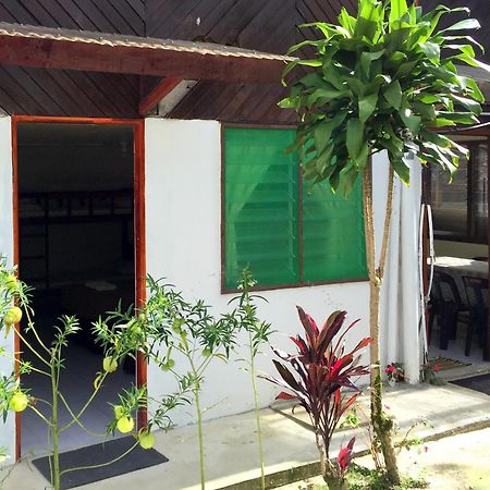 Mile 36 Lodge Kundasang Bagian luar foto