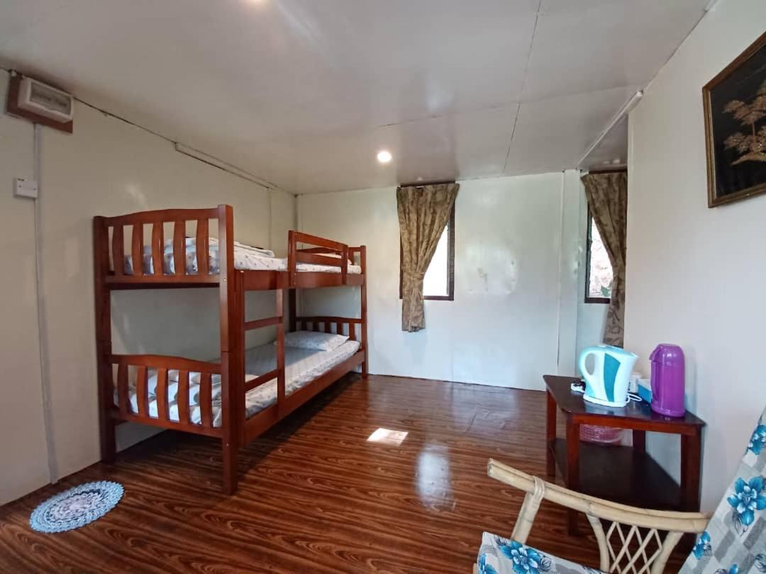 Mile 36 Lodge Kundasang Bagian luar foto