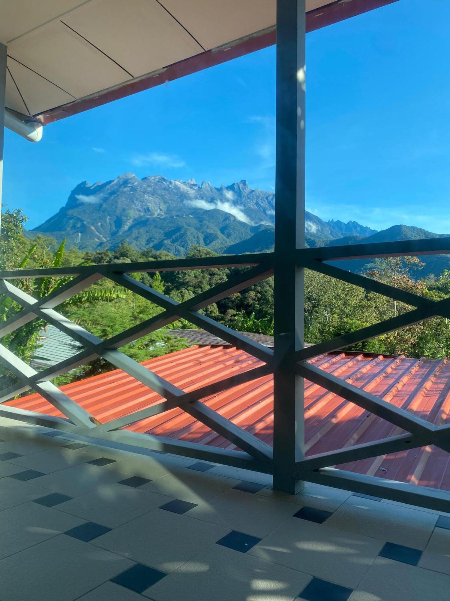 Mile 36 Lodge Kundasang Bagian luar foto