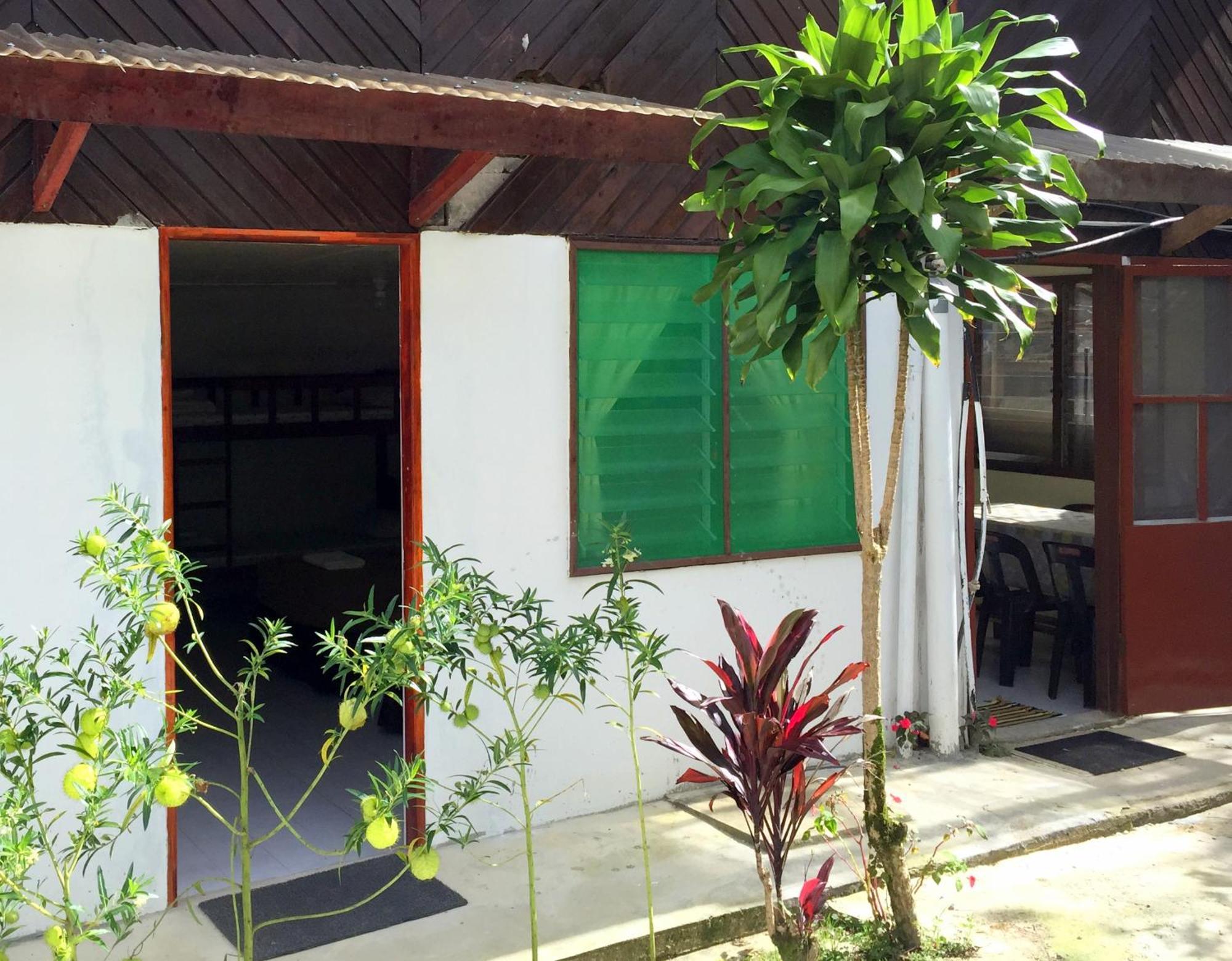 Mile 36 Lodge Kundasang Bagian luar foto